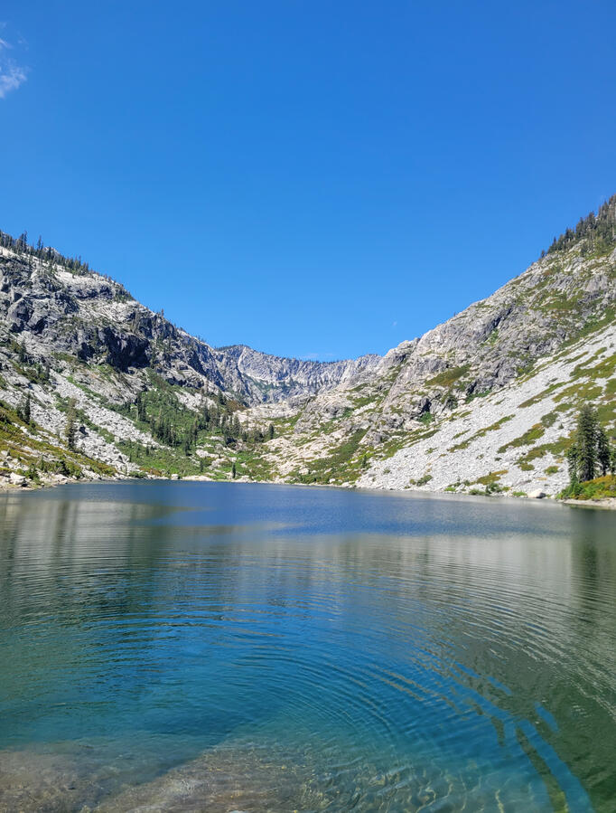 Emerald Lake Trinity Alps Wilderness Emerald Lake Trinity Alps Wilderness